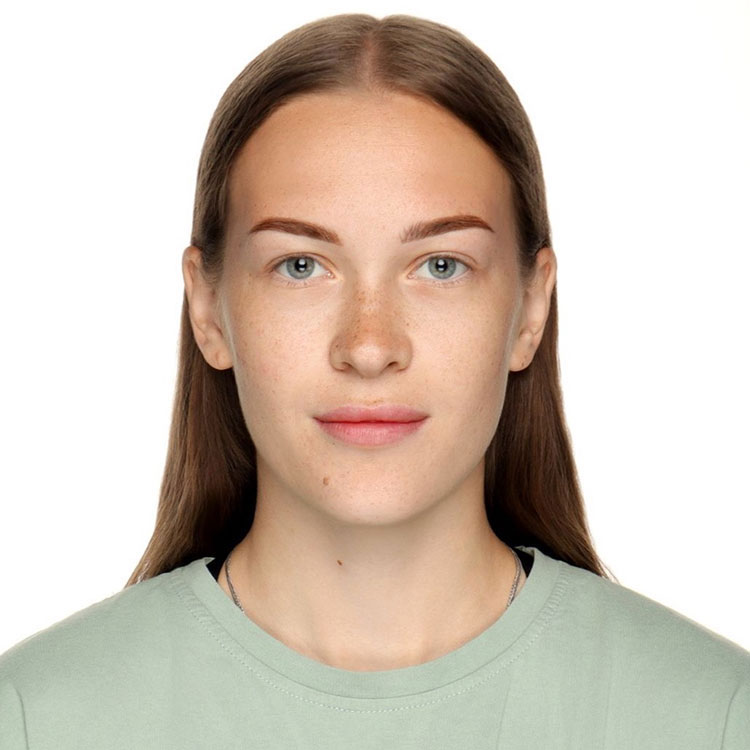 Alexandra Zalyubovskaya