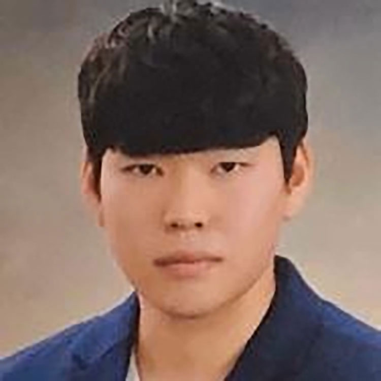Donghyuk Kim
